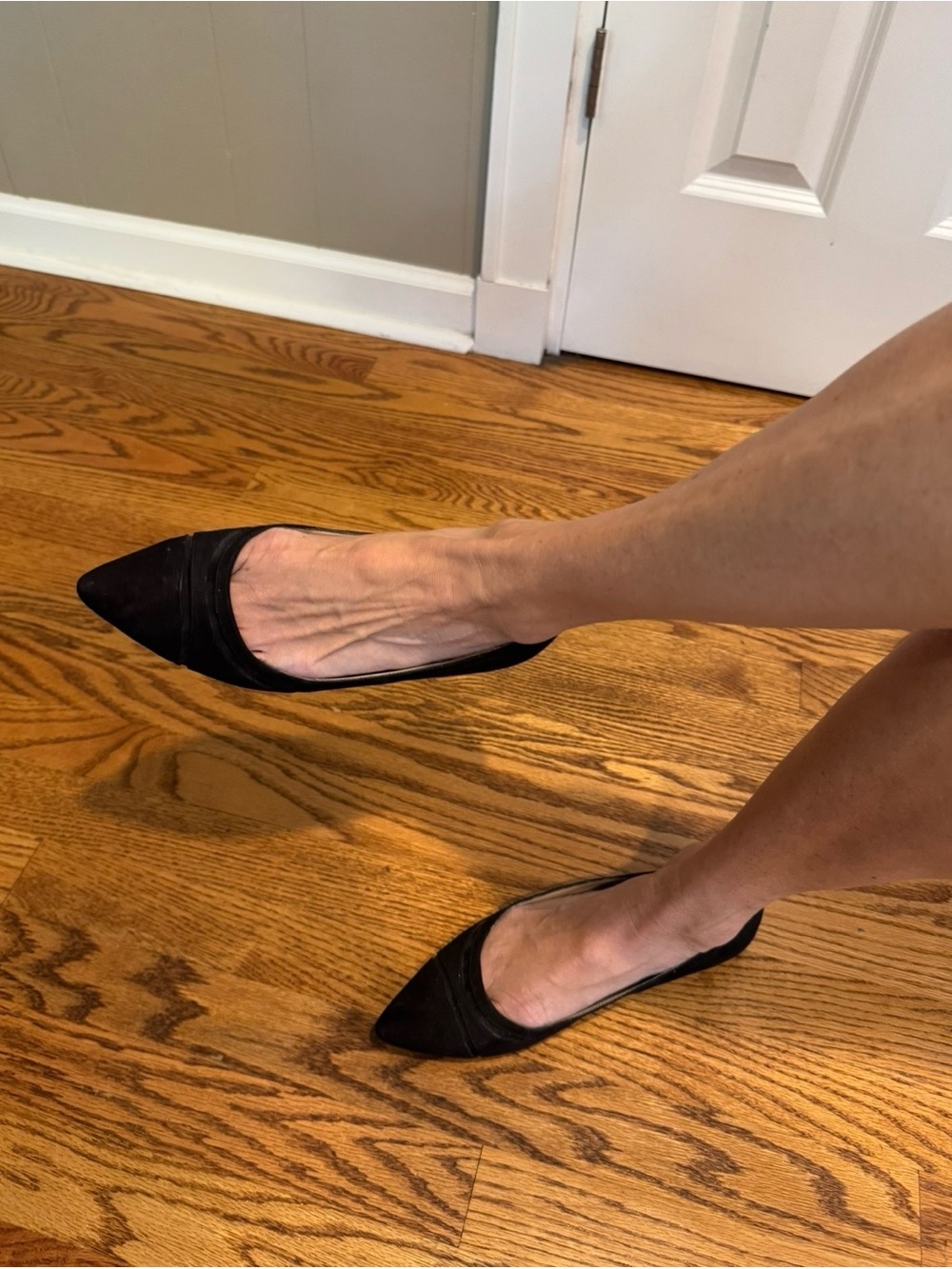 Nine West “Scooter” Black Pointed Suede Flats
